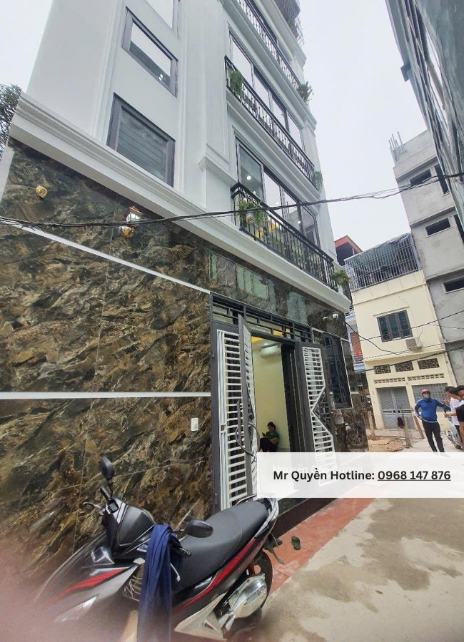 Bán nhà 5 tầng tại Mỗ Lao, Hà Đông, có thang máy, 50m², nhà đẹp như mơ, ô tô vào tận cửa, vị trí đắc địa