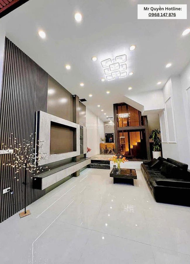 Bán nhà mới 5 tầng có thang máy, ô tô đỗ cửa ngay ngã tư Vạn Phúc – 44m² chỉ 9,3 tỷ