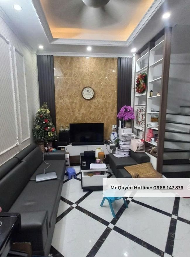 Bán nhà đẹp Văn Quán, mặt tiền 7,6m cực hiếm, giá chưa đến 7 tỷ, thiết kế 5 tầng đủ công năng