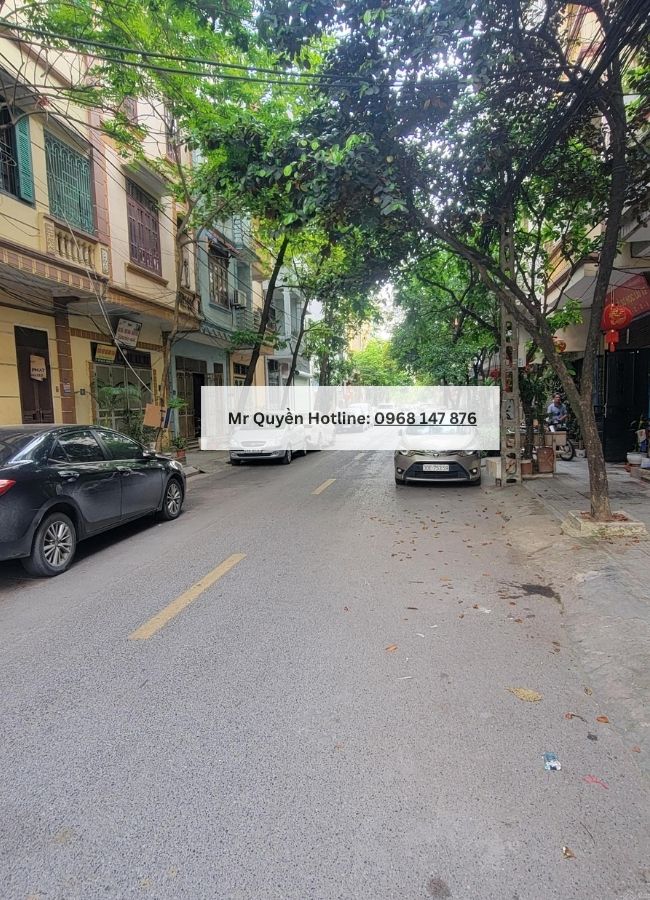 ban-nha-ha-dong