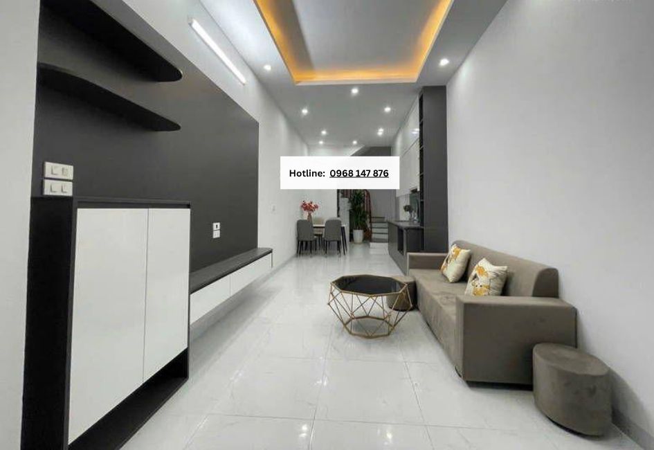 Chính chủ bán nhà phố Lê Hồng Phong – Hà Cầu – 35m² – 5 tầng – ngõ ô tô – giá chỉ 8,5 tỷ – sổ đỏ đẹp