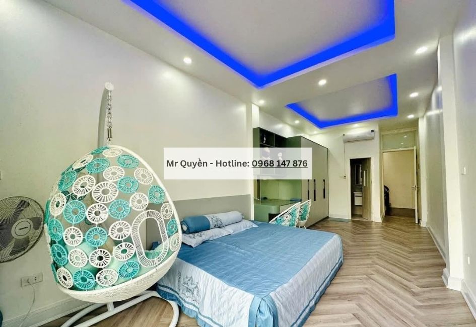 Bán nhà mặt phố Quang Trung – Full nội thất cao cấp, 5 tầng, ô chờ thang máy, vỉa hè rộng – Giá chỉ 12,7 tỷ