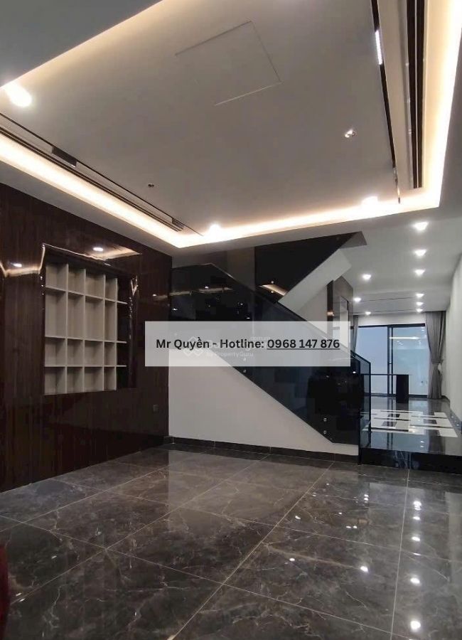 Bán liền kề Văn Phú vị trí kim cương – Đối diện Quận ủy, gần công viên, nhà đẹp như mới, 19,9 tỷ