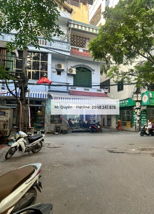 ban-nha-mat-pho-nguyen-van-loc