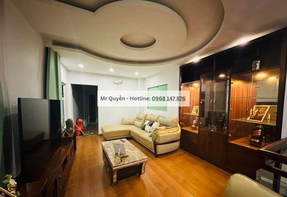 Bán nhà mặt phố Văn Quán, vỉa hè rộng, kinh doanh sầm uất – nhà 5 tầng chắc chắn – giá chỉ hơn 13 tỷ
