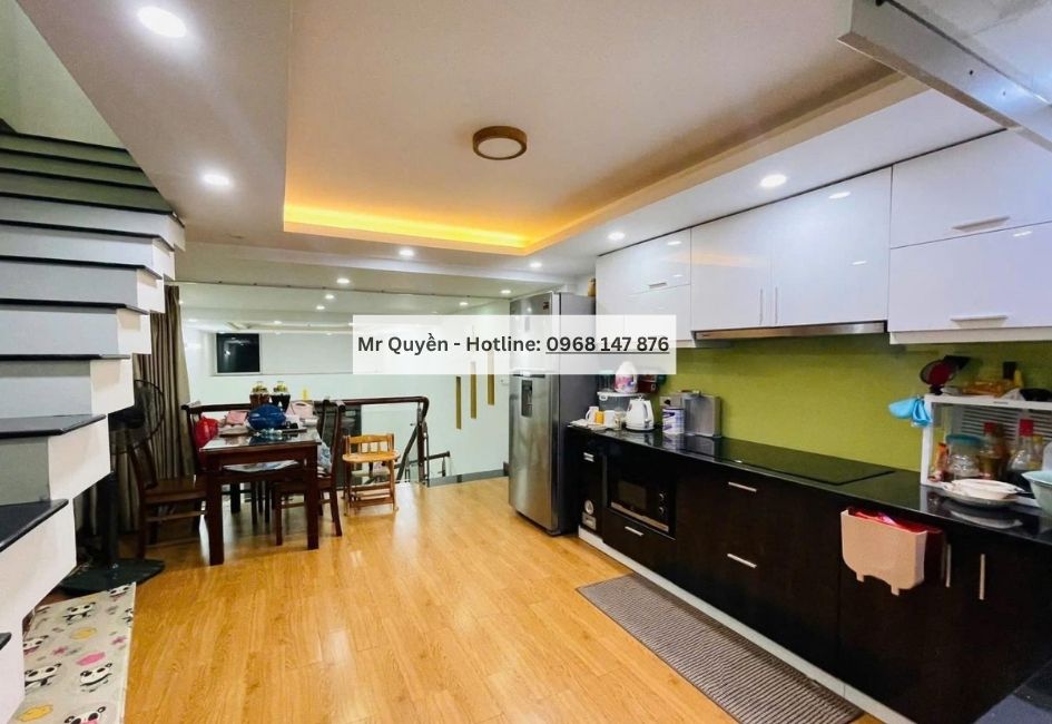 Bán nhà phố La Khê, Hà Đông – 80m², 5 tầng, vỉa hè rộng, vị trí kinh doanh sầm uất, giá chỉ 17,5 tỷ