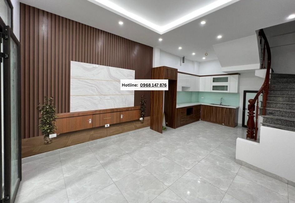 Bán nhà xây độc lập 5 tầng 33m² – Ô tô đỗ gần – Di chuyển 5 phút tới Aeon Mall Hà Đông – Giá 5,35 tỷ
